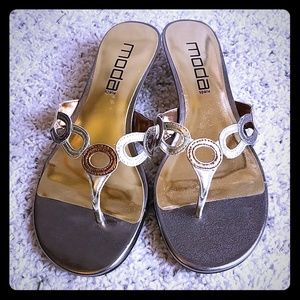 moda spana sandals